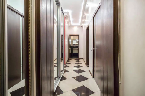 Corridor in a furnished apartment on Velyka Vasylkivska Street 20, Kyiv