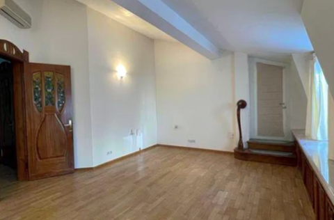 Bedroom in a duplex penthouse on Arkhitektora Horodetskoho Street 15, Kyiv