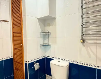 Vestor.Estate bathroom at Liuteranska St 6, Maykapar House, Kyiv real estate