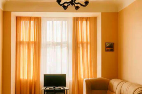 Living room in a 2-bedroom apartment on Khreshchatyk Street 29, Kyiv