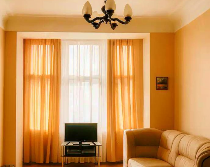 Living room in a 2-bedroom apartment on Khreshchatyk Street 29, Kyiv