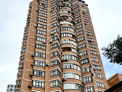 Vestor.Estate building on Bulvarno-Kudriavska St 11-A, Kyiv
