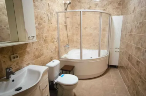 Vestor.Estate bathroom at Yevhena Chykalenka St 20A, Kyiv