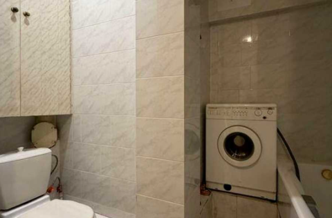 Vestor.Estate bathroom at Antonovycha St 12, Kyiv real estate