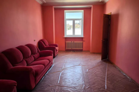 Vestor.Estate living room at Yevhena Chykalenka St 20A, Kyiv